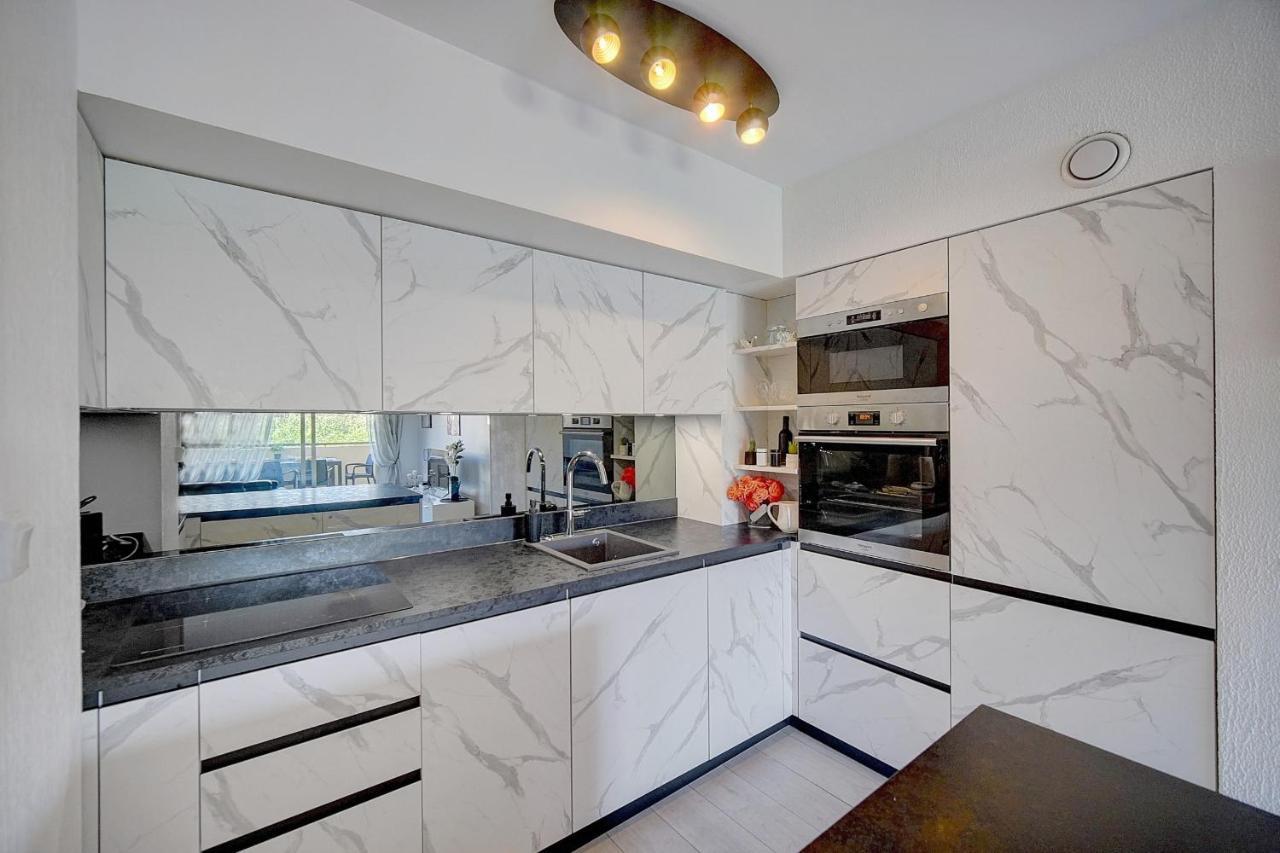 Immogroom - 2 Br- Bright - Terrace - Wifi - Air Conditioning Cannes Ngoại thất bức ảnh
