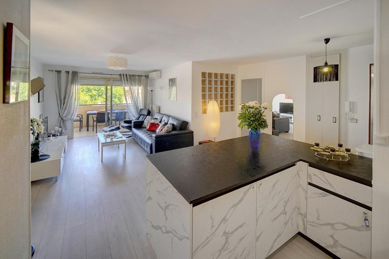 Immogroom - 2 Br- Bright - Terrace - Wifi - Air Conditioning Cannes Ngoại thất bức ảnh